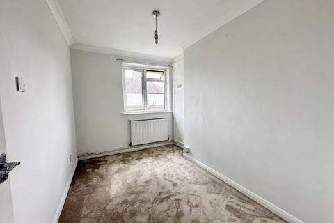 2 Gresham Close, Bexley, DA5 1EW