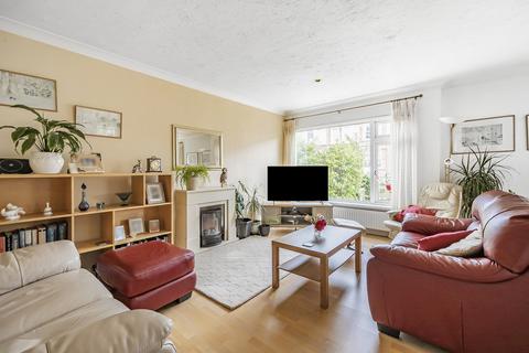 2 bedroom ground floor flat for sale, Elmsleigh Road, Paignton, TQ4 5AX