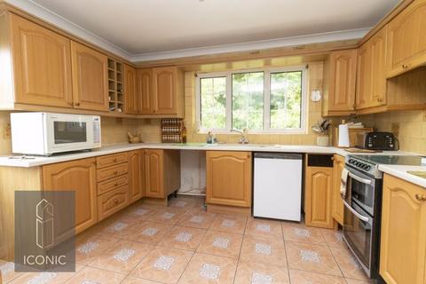 2 bedroom detached bungalow for sale, Victoria Road, Taverham, Norwich