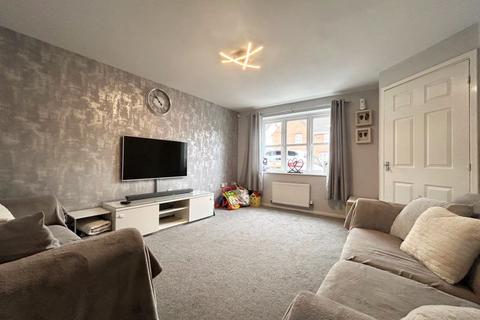 3 bedroom semi-detached house for sale, Finery Road, Wednesbury