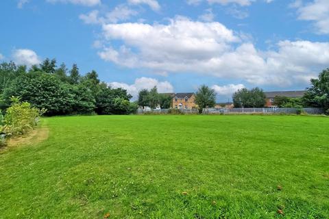 3 bedroom semi-detached house for sale, Mendips Close, Willenhall