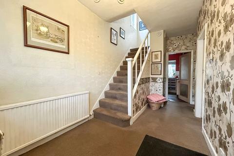 3 bedroom semi-detached house for sale, Manor Road, Streetly, Sutton Coldfield, B74 3NF