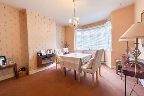 3 bedroom semi-detached house for sale, Manor Road, Streetly, Sutton Coldfield, B74 3NF