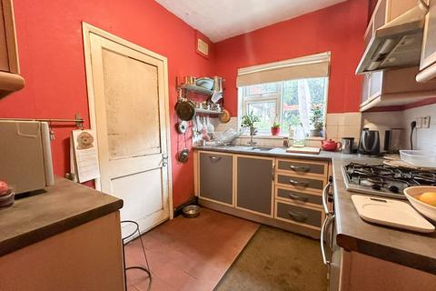 82 Manor Road, Streetly, Sutton Coldfield, B74 3NF