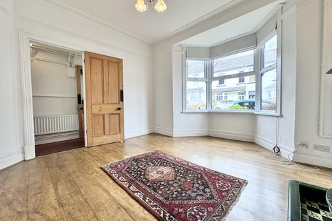 52 Broniestyn Terrace, Trecynon, Aberdare, CF44 8EG