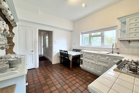 52 Broniestyn Terrace, Trecynon, Aberdare, CF44 8EG