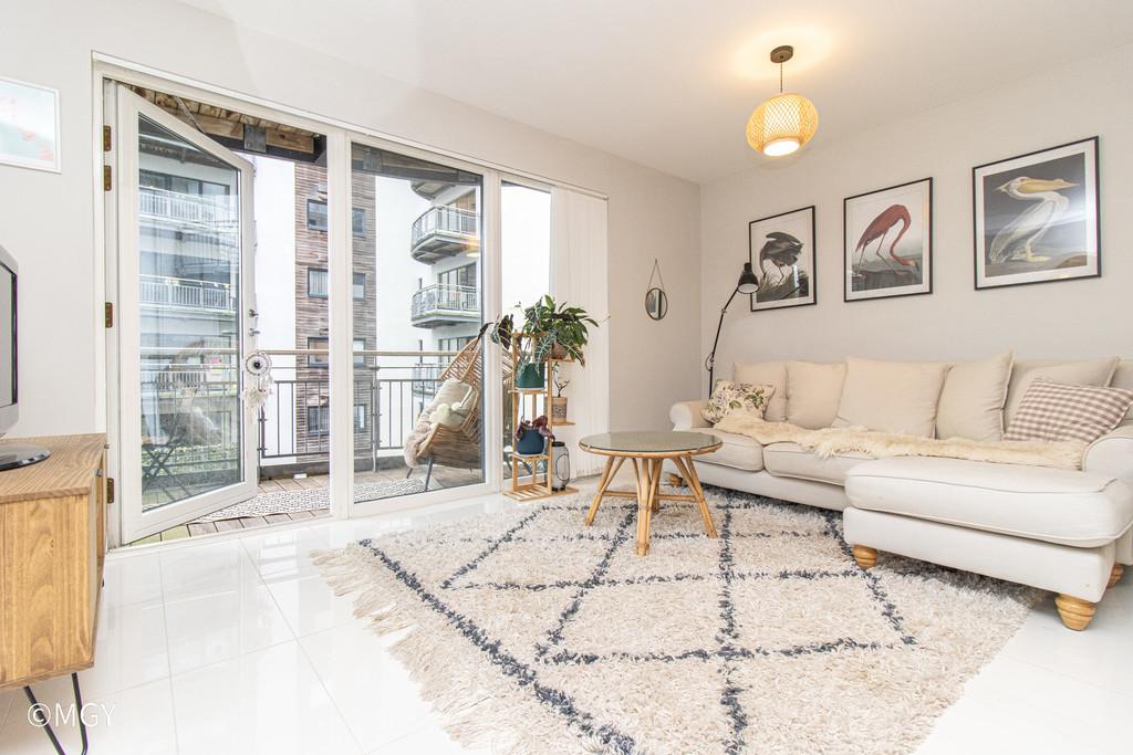 Victoria Wharf - 2 bedroom apartment to rent