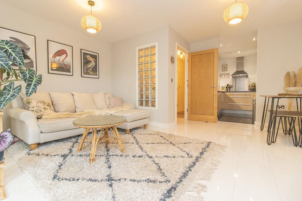 410 Catrine-07