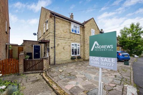 22 Ash Grove, Harefield, Uxbridge, UB9 6EX