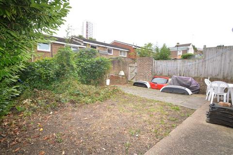 21 Raglan Road, London, SE18 7JB