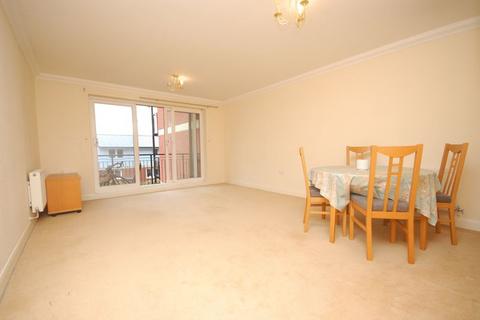 2 bedroom apartment to rent, Northway, Rickmansworth WD3