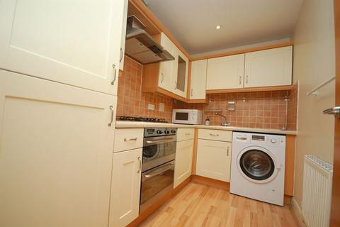 2 bedroom apartment to rent, Northway, Rickmansworth WD3