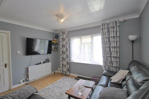 3 bedroom semi-detached house for sale, Costons Avenue, Greenford