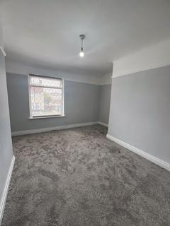 2 bedroom terraced house to rent, Torrisholme Road, Liverpool