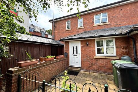 2 bedroom end of terrace house for sale, Wallis Corner, Hereford