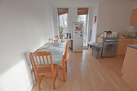 2 bedroom apartment to rent, The Pavilion Russell Road Nottingham