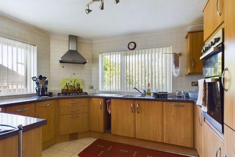 3 bedroom bungalow for sale, Meadowside Close, Hayle
