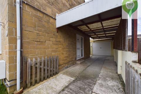 3 bedroom semi-detached house to rent, Beech Road, Martock