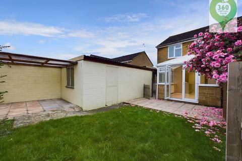 3 bedroom semi-detached house to rent, Beech Road, Martock