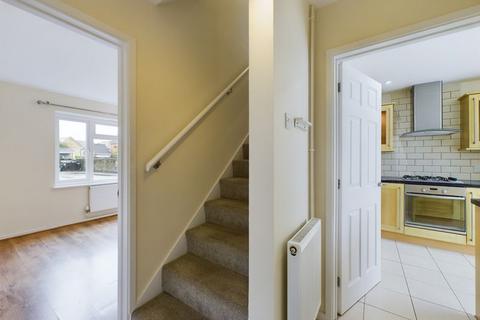 3 bedroom semi-detached house to rent, Beech Road, Martock