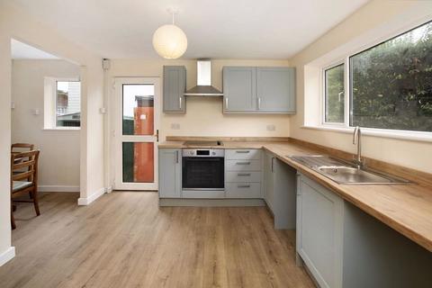 37 Pathfields, Totnes, TQ9 5TZ