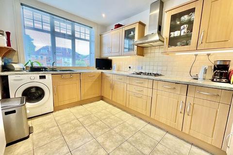 3 bedroom apartment for sale, Burtley Road, Southbourne, Bournemouth