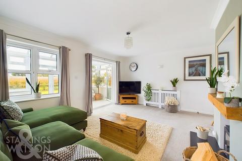 3 bedroom detached bungalow for sale, The Old Turnpike, Bunwell, Norwich