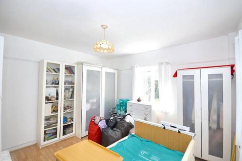 2 bedroom flat for sale, 145 Empire Court, North End Road, Wembley, Middlesex, HA9 0AJ