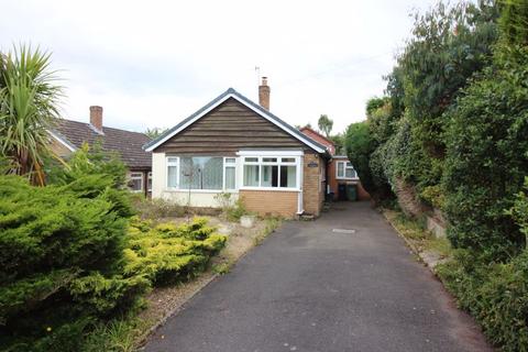 2 bedroom bungalow for sale, Arundel Road, Stourbridge DY8