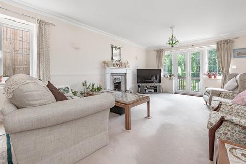 4 bedroom detached house for sale, Purley Bury Close, Purley CR8