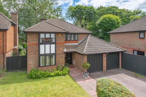 4 bedroom detached house for sale, Russell Hill Road, Purley CR8