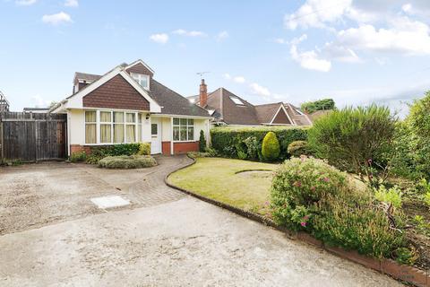 5 bedroom detached bungalow to rent, Merrow Lane, Guildford GU4