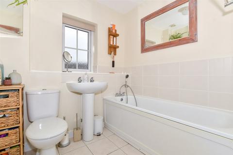 3 bedroom semi-detached house for sale, Farrows Walk, Maidstone, Kent