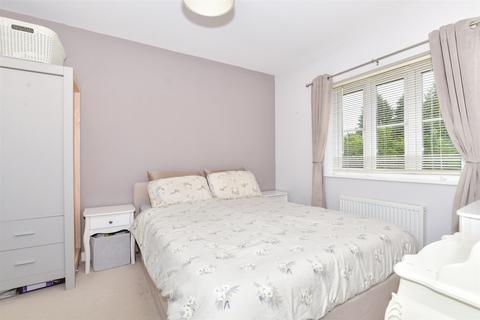 3 bedroom semi-detached house for sale, Farrows Walk, Maidstone, Kent