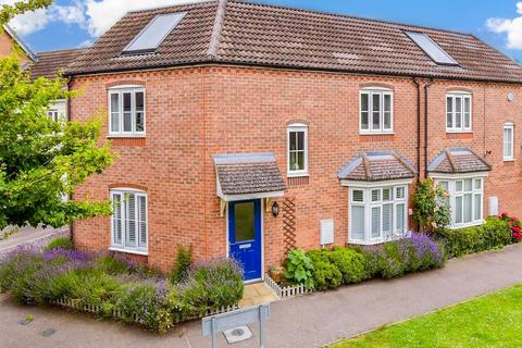 3 bedroom semi-detached house for sale, Farrows Walk, Maidstone, Kent