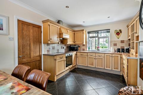 4 bedroom detached house for sale, Great Holland, Frinton-on-Sea