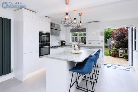 11 The Hermitage, Arlesey, SG15 6XF