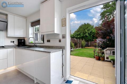 11 The Hermitage, Arlesey, SG15 6XF