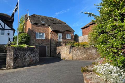 2 Chantry Orchard, Steyning, BN44 3SL