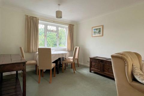 2 Chantry Orchard, Steyning, BN44 3SL