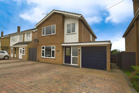 3 bedroom detached house for sale, Willow Way, Wisbech, Cambridgeshire, PE13 2SY