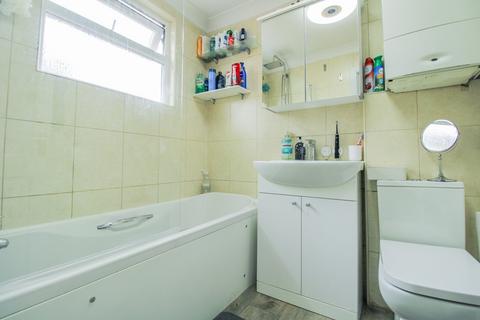 14 Warren Road, Croydon, CR0 6PE