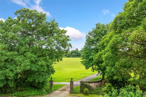 3 bedroom semi-detached house for sale, Slingsby Walk, Harrogate, North Yorkshire