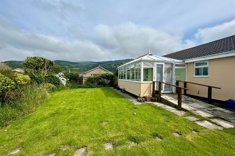 3 bedroom detached bungalow for sale, 4 Heol Seithendre, Fairbourne, LL38 2EY