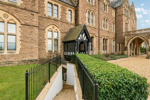 2 bedroom apartment for sale, Apartment 11, Bryngwyn Manor, Wormelow, Herefordshire, HR2 8EQ