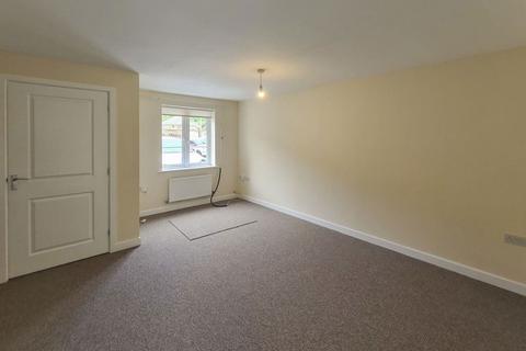 3 bedroom house to rent, Ynys Y Wern, Port Talbot, SA12 9DQ