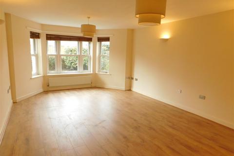 2 bedroom flat to rent, Avenue Heights, Surbiton