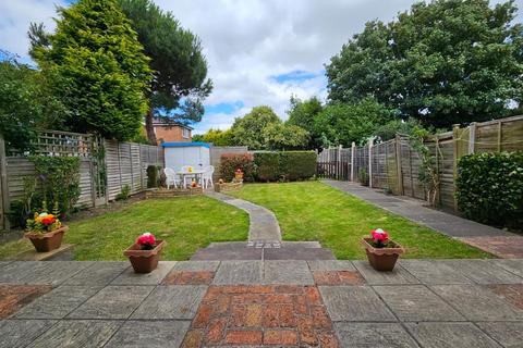 undefined, Elkstone Close, Solihull