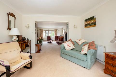 10 Cherry Orchard Close, Chipping Campden, GL55 6DH