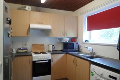 1 bedroom flat to rent, Twickenham Court - Corby